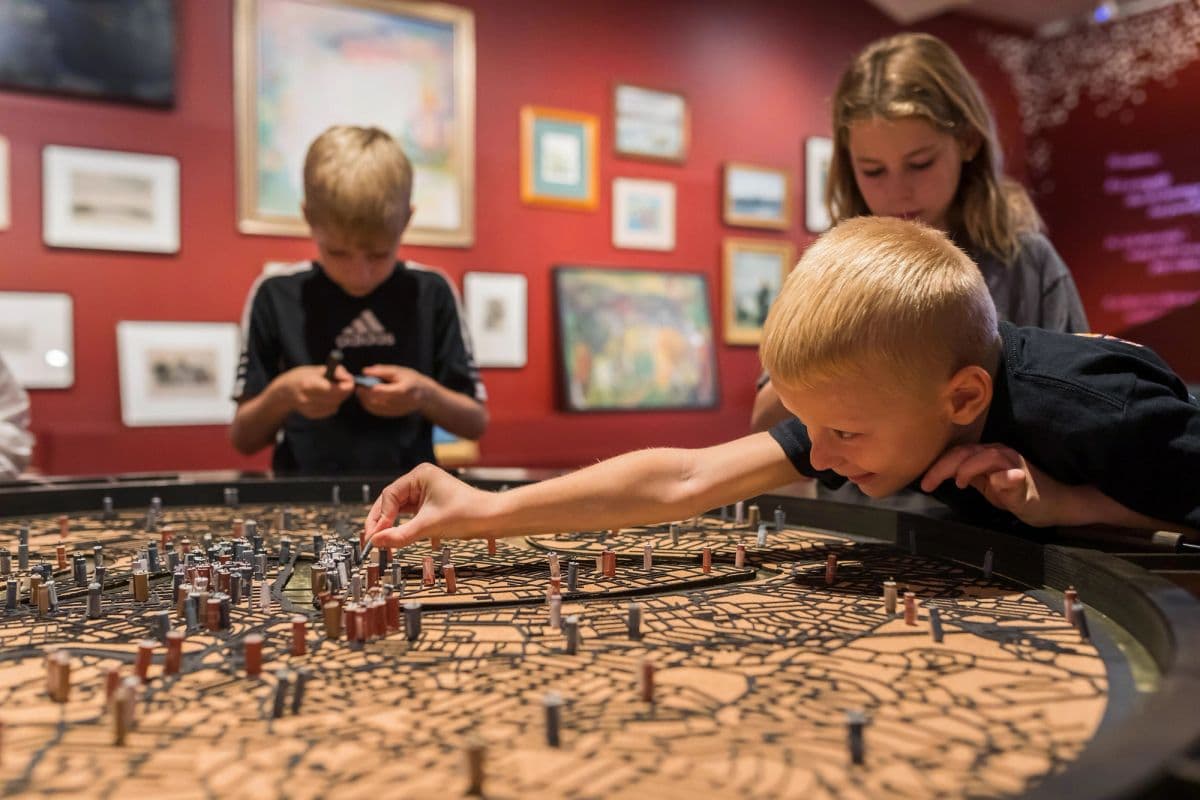 Museum of Brisbane Artist in Residence